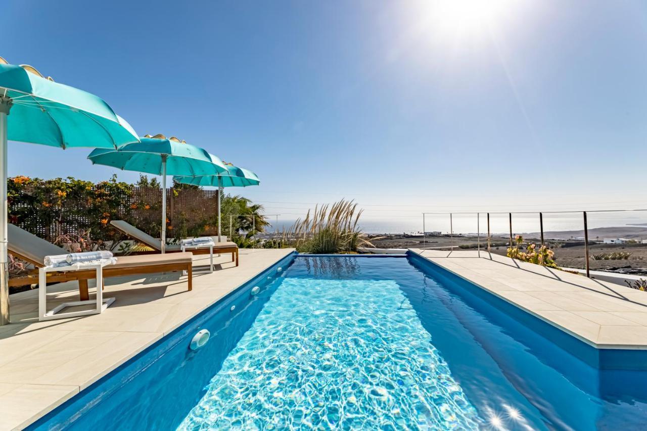 "New" Deluxe Designer Villa Infinity, With Panoramic Sea Views,Own Exclusive Heated Private Pool, Subtropical Gardens Tias Luaran gambar